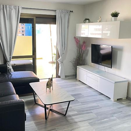2 Bedroom 2 Bathroom Apartment In The Heart Of Fuengirola With Big Terrace And Free Parking Space Close To Beach 외부 사진